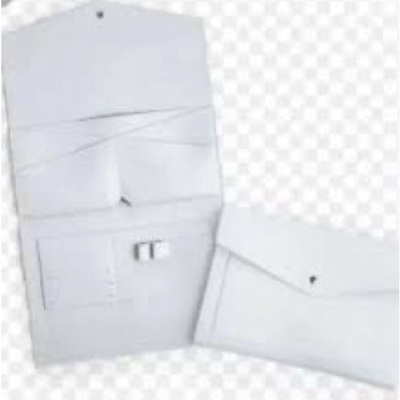 Portfolio Clutch NEW Glass Ladder & Co Megan Vegan Leather Light Gray - Picture 11 of 13